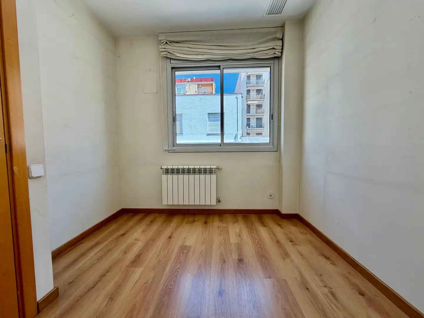 Bedroom of Houses for sale in Barcelona  with Air Conditioner, Heating and Terrace