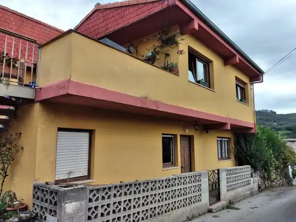 Vista exterior de Casa o chalet en venta en Ruente