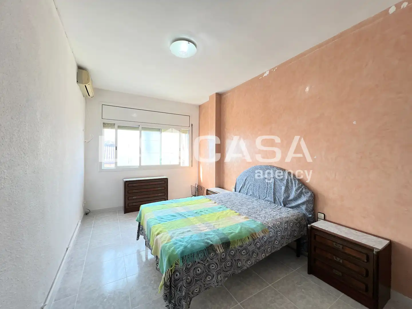 Habitación de Piso en venta en Badalona con Balcón