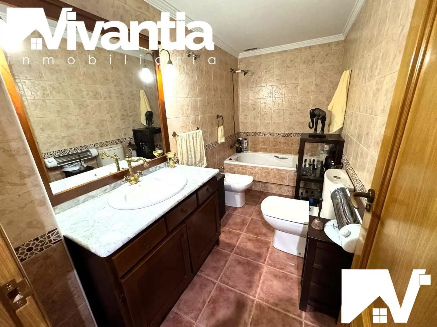 Badezimmer von Dachboden zum Verkauf in Lorca mit Terrasse und Möbliert