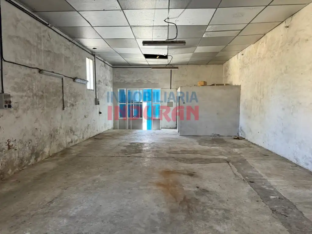 Nave industrial en venta en Deleitosa