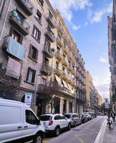 Piso en Venta en El Poble Sec - Parc de Montjuïc