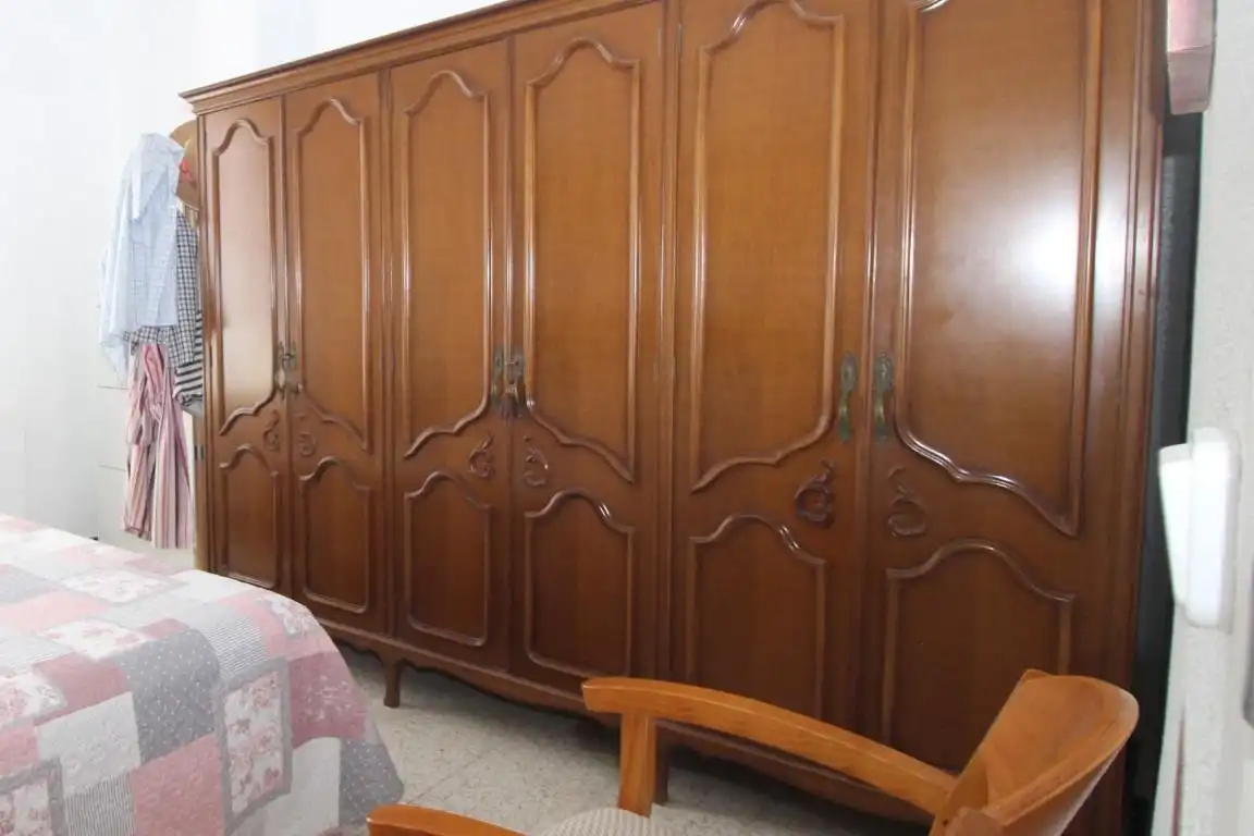 Dormitori de Apartament en venda en Torrevieja amb Terrassa