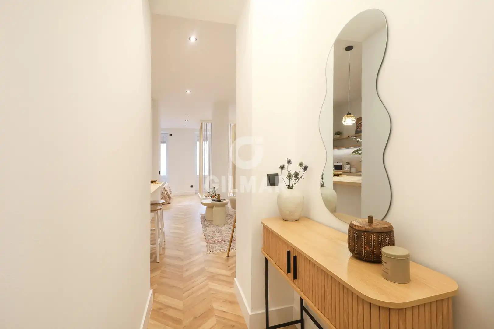 Piso en venta en Madrid con Calefacción y Amueblado