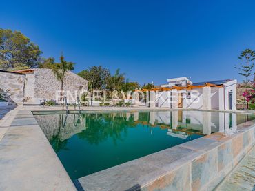 Villa mit Pool zum Verkauf in Carrer de Torrevella 14