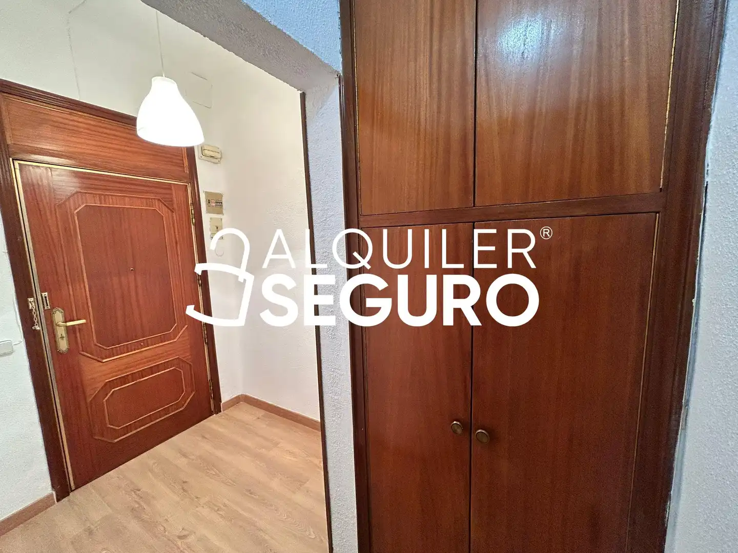 Bedroom of Flat for rent in Madrid  with Air Conditioner and Heating