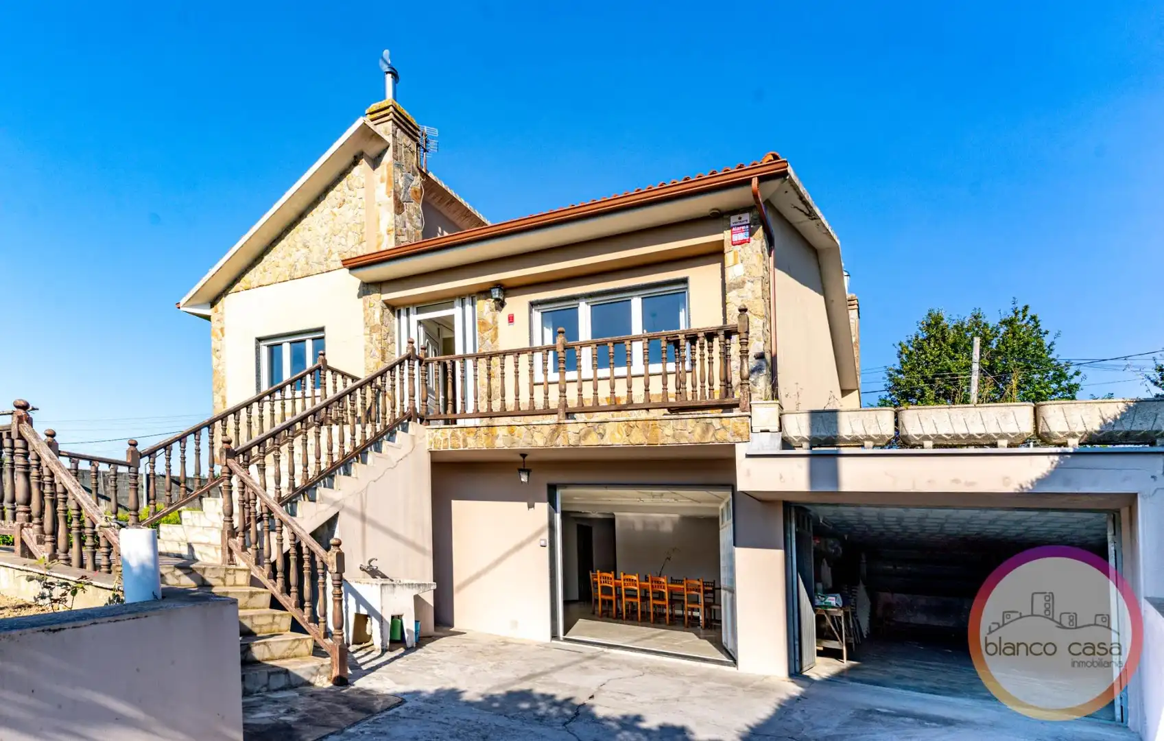 Casa amb terrassa en venda a Carballo, imagen 19