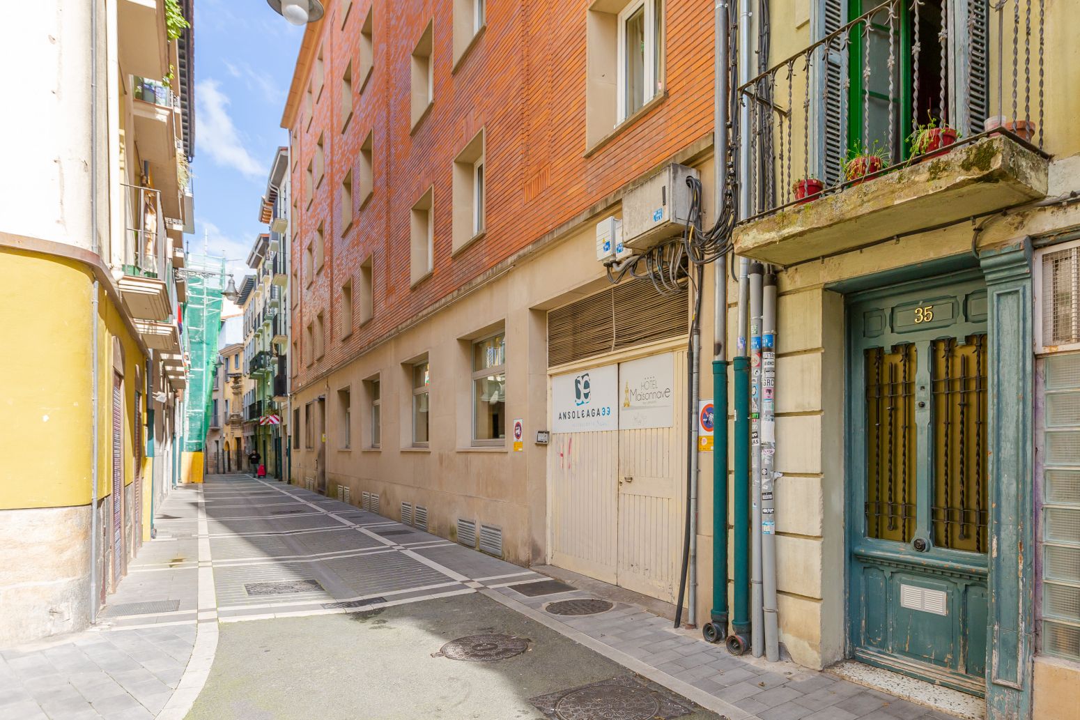 Exterior view of Flat for sale in  Pamplona / Iruña  with Heating, Parquet flooring and Balcony