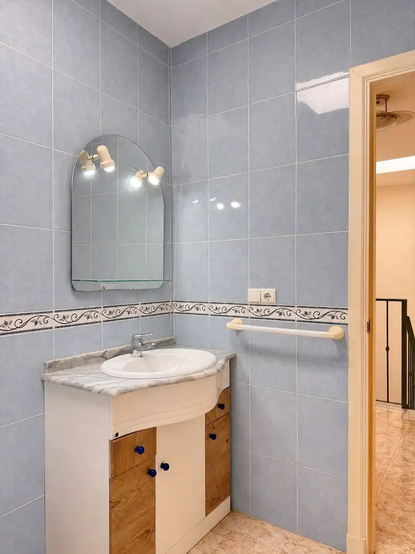 Baño de Casa o chalet en venta en Roquetas de Mar con Aire acondicionado, Terraza y Trastero