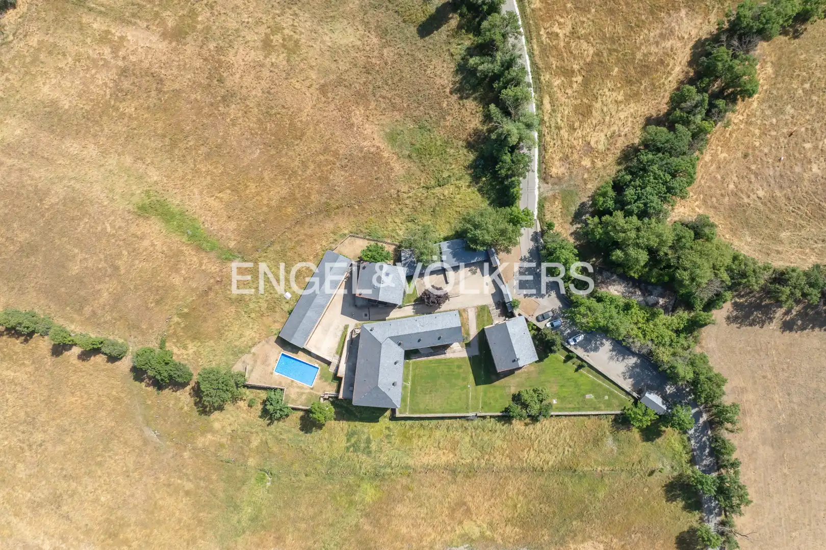 Casa adosada en venta en Fontanals de Cerdanya con Calefacción, Parquet y Terraza