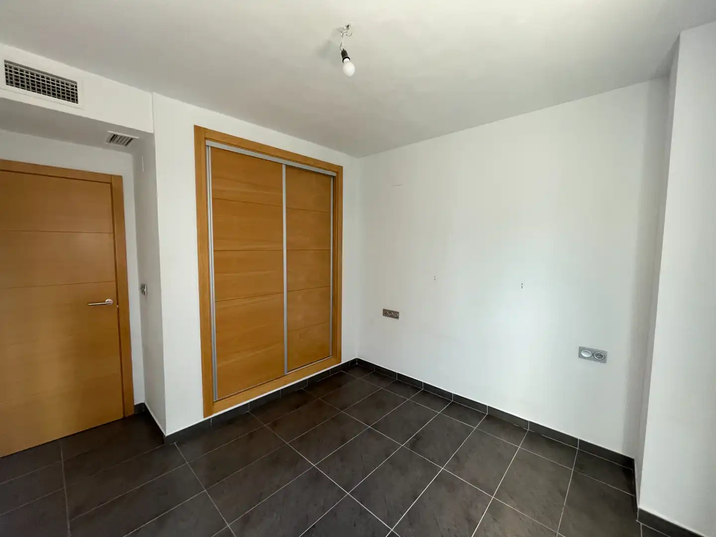 Apartamento de alquiler en Alhendín con Aire acondicionado, Calefacción y Terraza