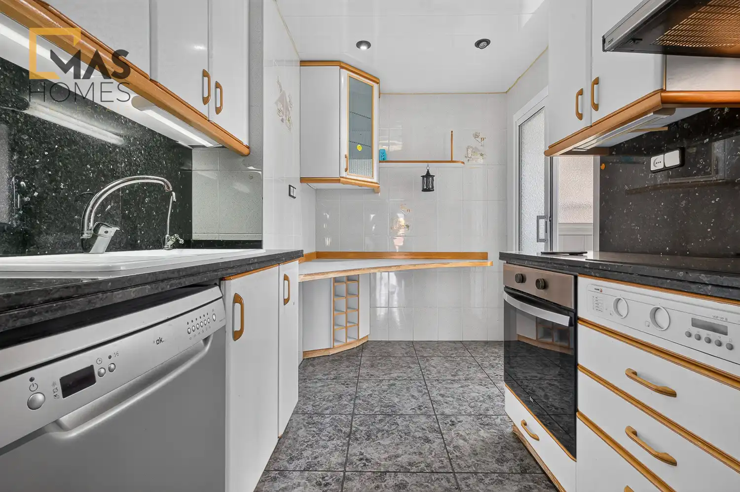 Cocina de Piso en venta en Terrassa con Aire acondicionado, Calefacción y Terraza
