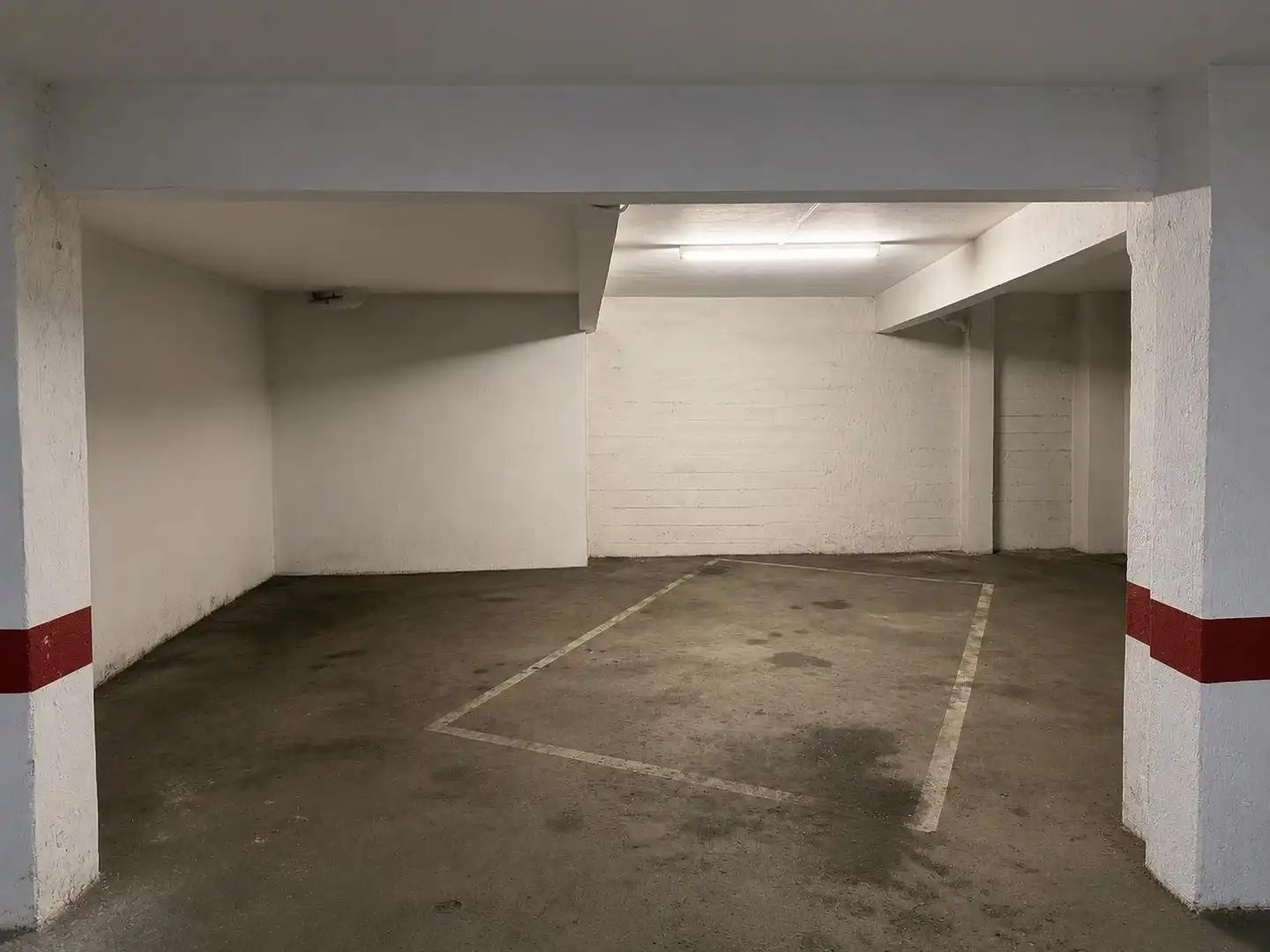 Parkplatz von Wohnung zum Verkauf in Madrid mit Heizung, Parkett und Terrasse