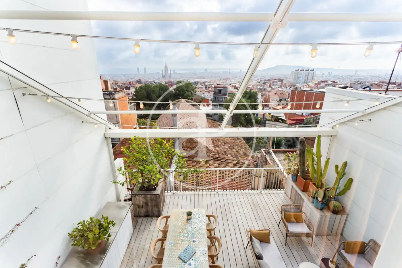 Houses for rent in Carrer de Josep Serrano, Can Baró