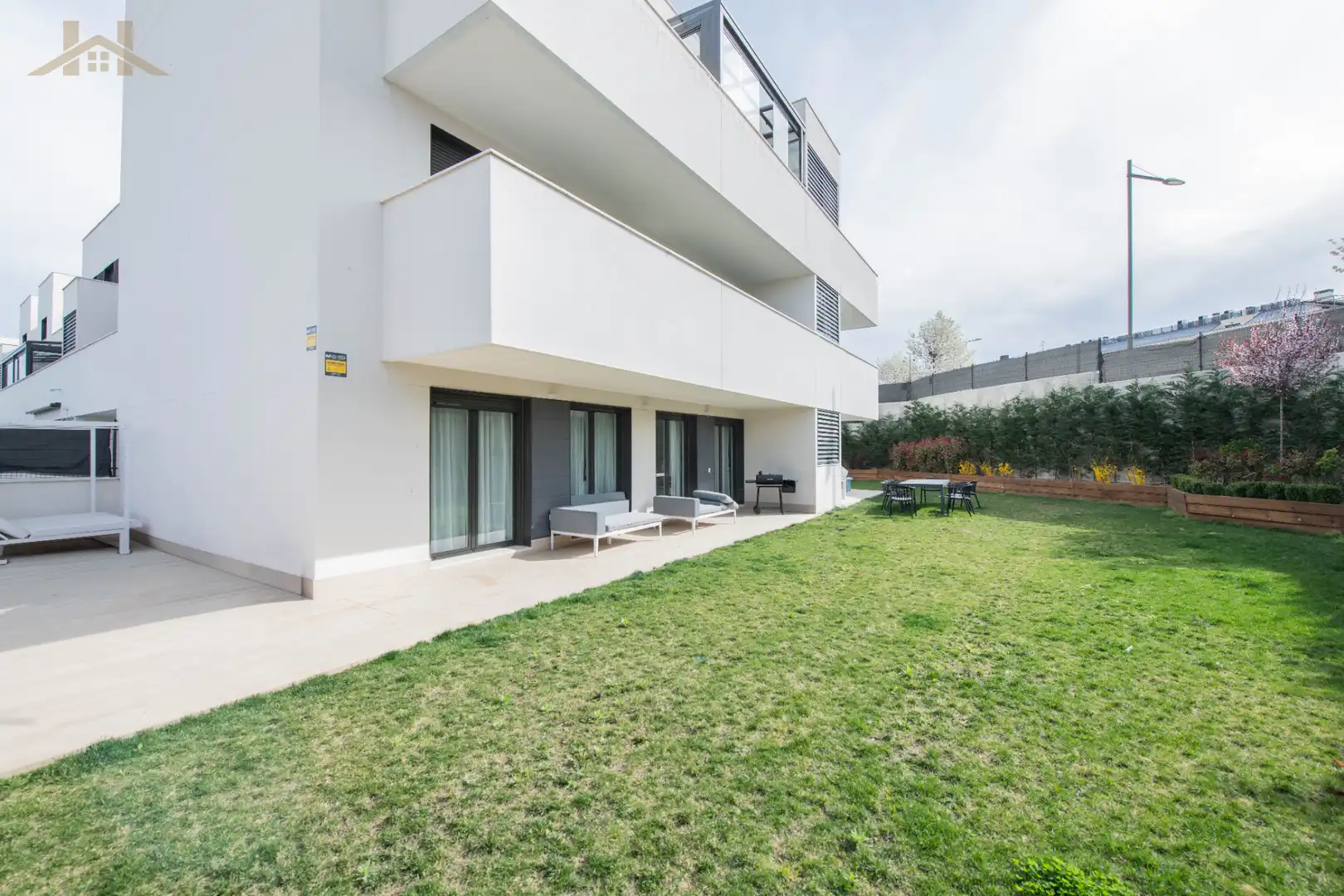 Vista exterior de Piso en venta en Boadilla del Monte con Aire acondicionado, Calefacción y Terraza
