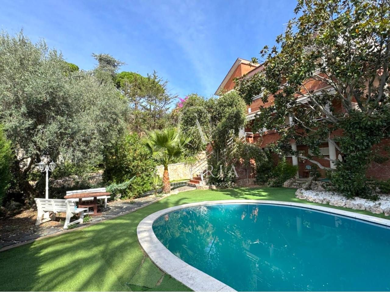 Jardí de Casa o xalet en venda en Arenys de Munt amb Calefacció, Jardí privat i Piscina