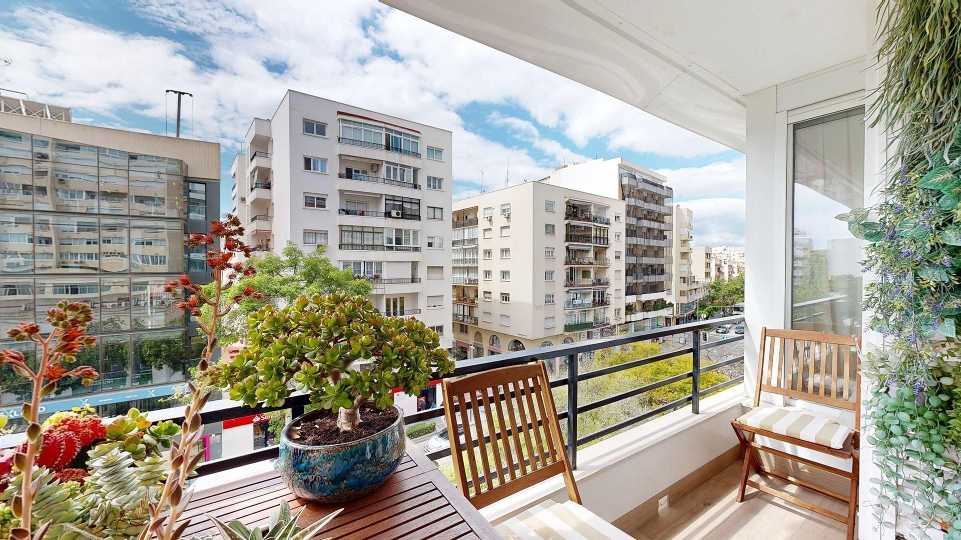 Balcony of Apartment for sale in Marbella  with Heating