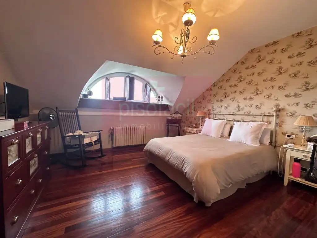 Habitación de Dúplex en venta en Lugo