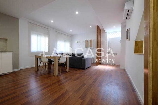 Dúplex en Venta en Carrer de Castellbisbal en La Teixonera
