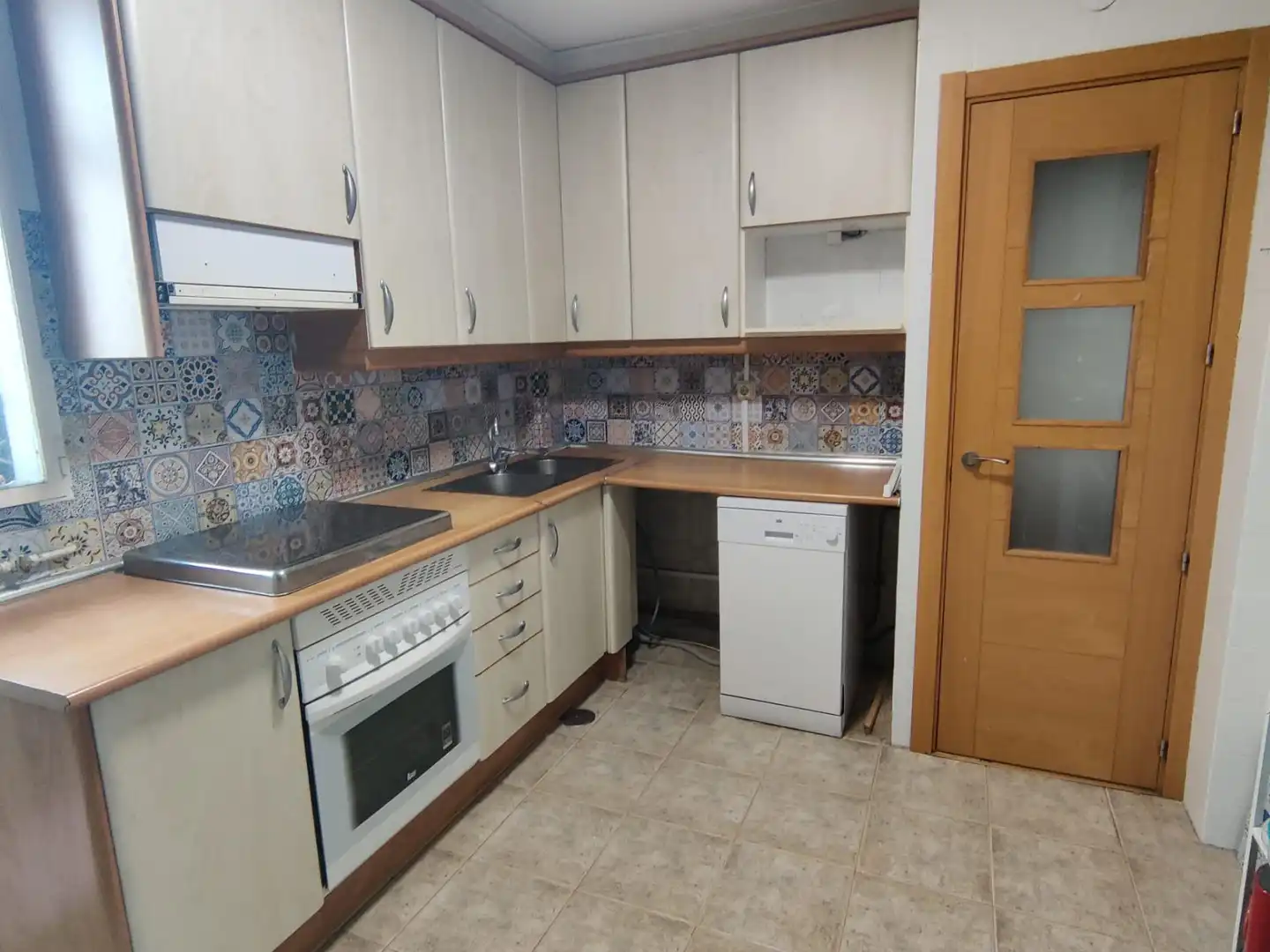 Cocina de Piso de alquiler en El Molar (Madrid) con Calefacción