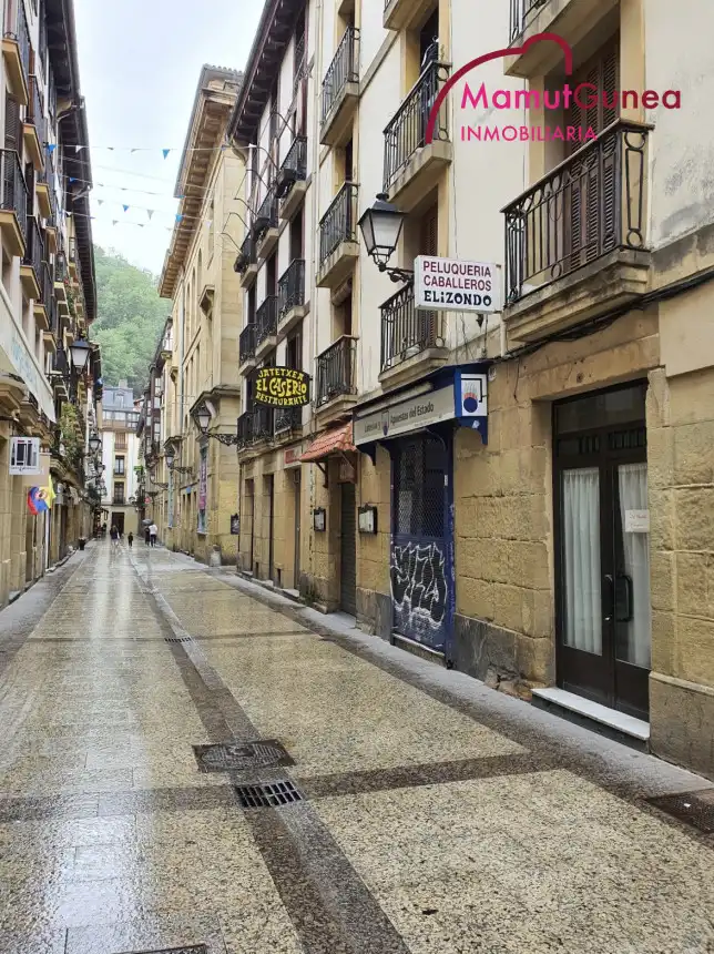 Außenansicht von Geschaftsraum zum Verkauf in Donostia - San Sebastián 