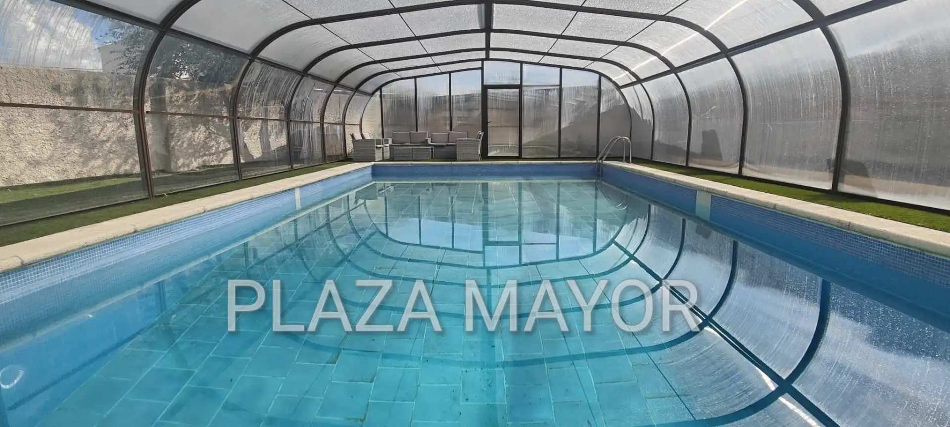 Piscina de Casa o chalet en venta en Calzada de Valdunciel con Calefacción, Jardín privado y Parquet