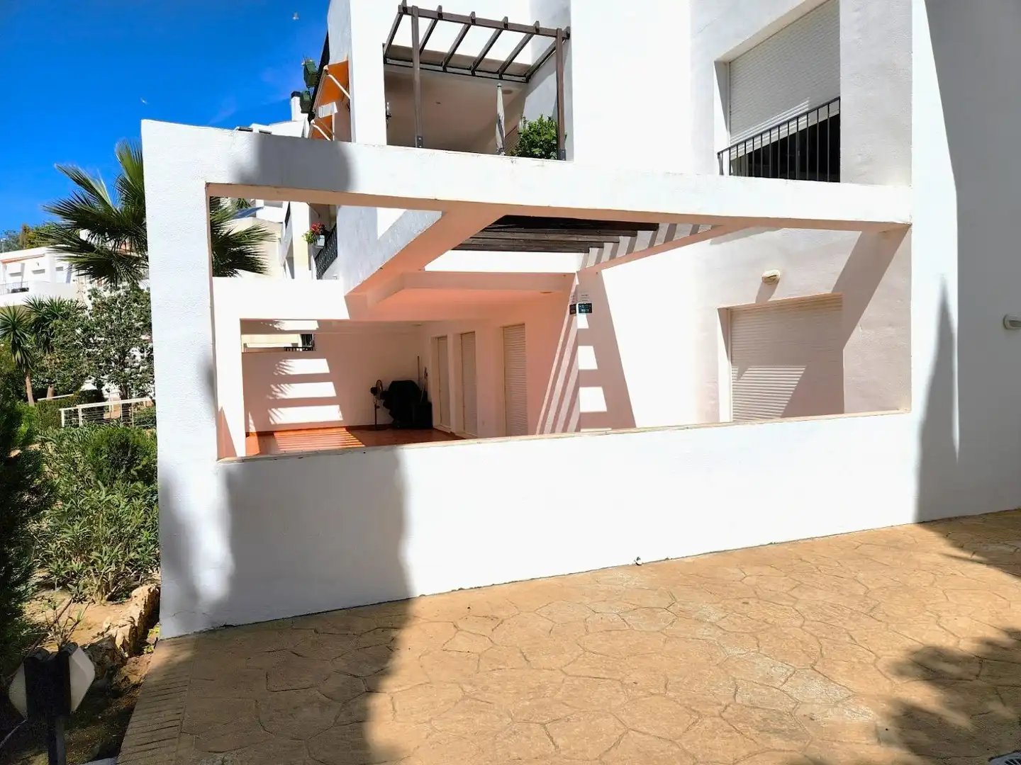 Terrace of Flat for sale in Benalmádena  with Air Conditioner, Heating and Private garden