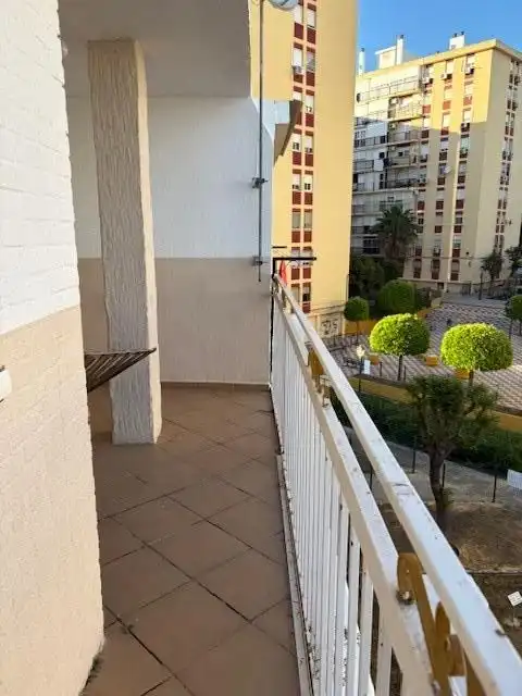 Terraza de Piso en venta en Castilleja de la Cuesta con Aire acondicionado y Terraza