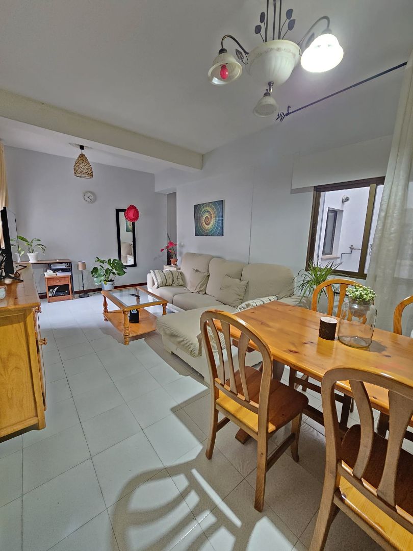 Sala de estar de Piso en venta en Talavera de la Reina con Aire acondicionado, Calefacción y Amueblado