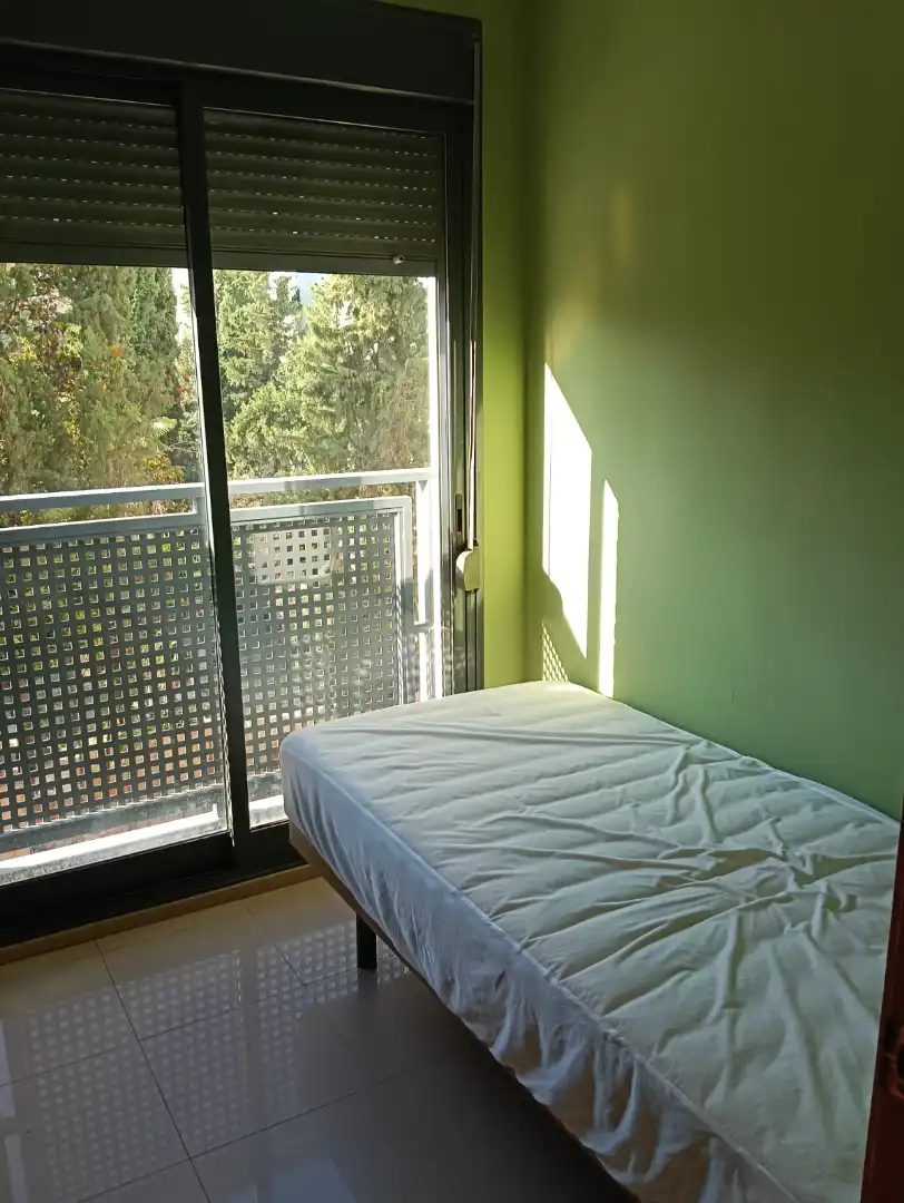 Habitación de Piso de alquiler en Xàtiva con Aire acondicionado, Calefacción y Amueblado