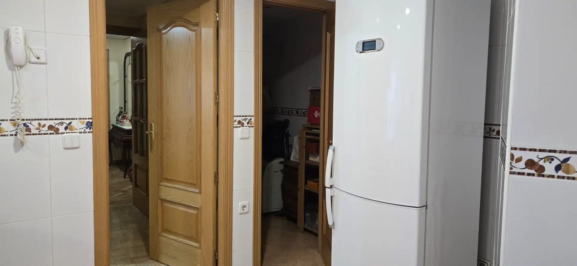 Kitchen of Flat for sale in Madrid  with Heating, Private garden and Terrace