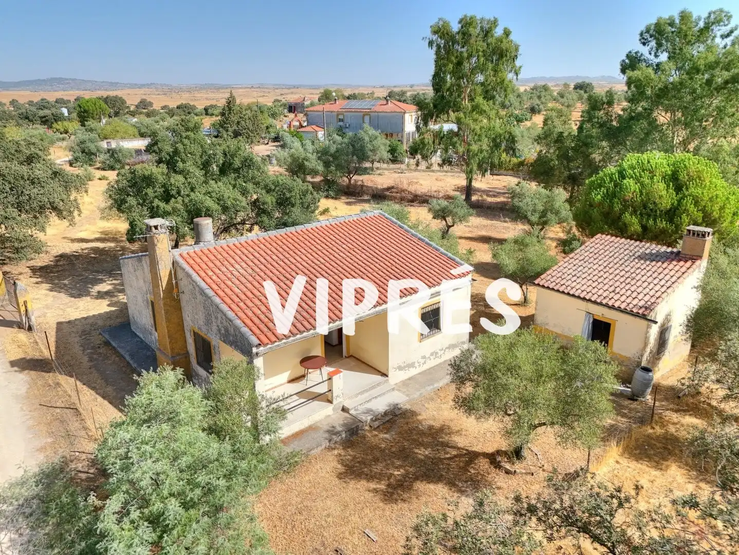 Vista exterior de Casa o xalet en venda en Arroyo de la Luz amb Traster