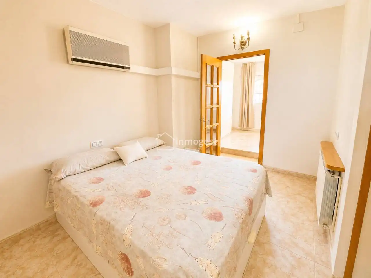 Habitación de Ático en venta en Salt con Calefacción y Terraza