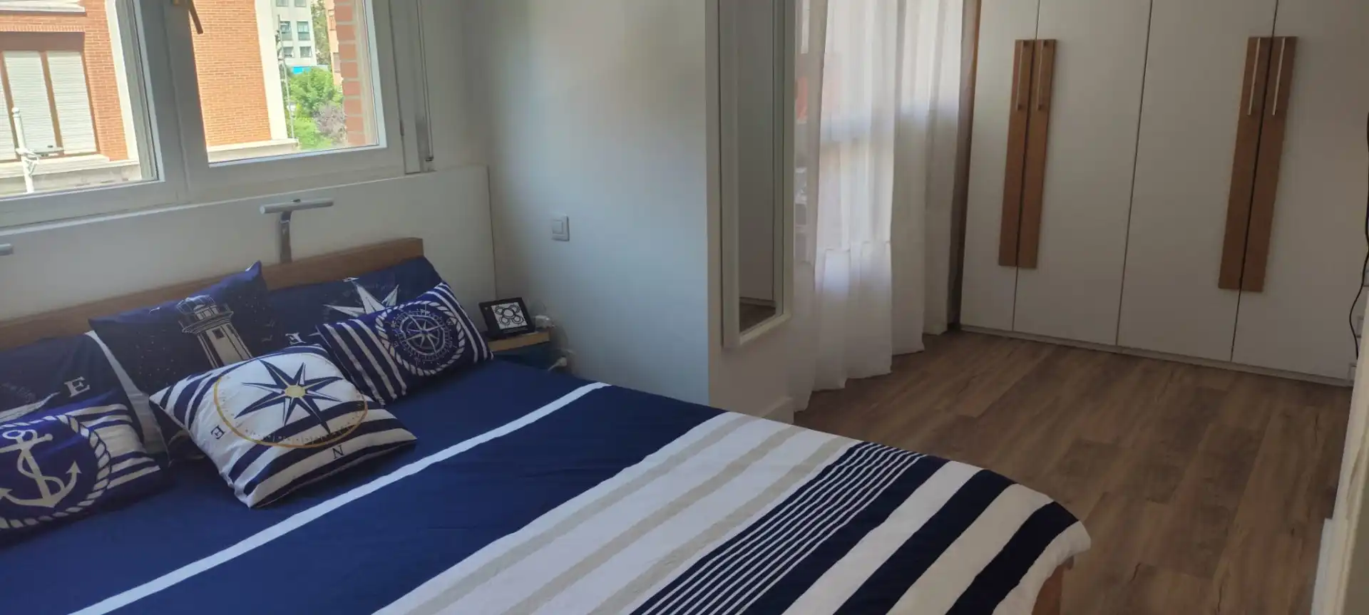 Habitación de Piso de alquiler en Castro-Urdiales con Calefacción, Terraza y Amueblado