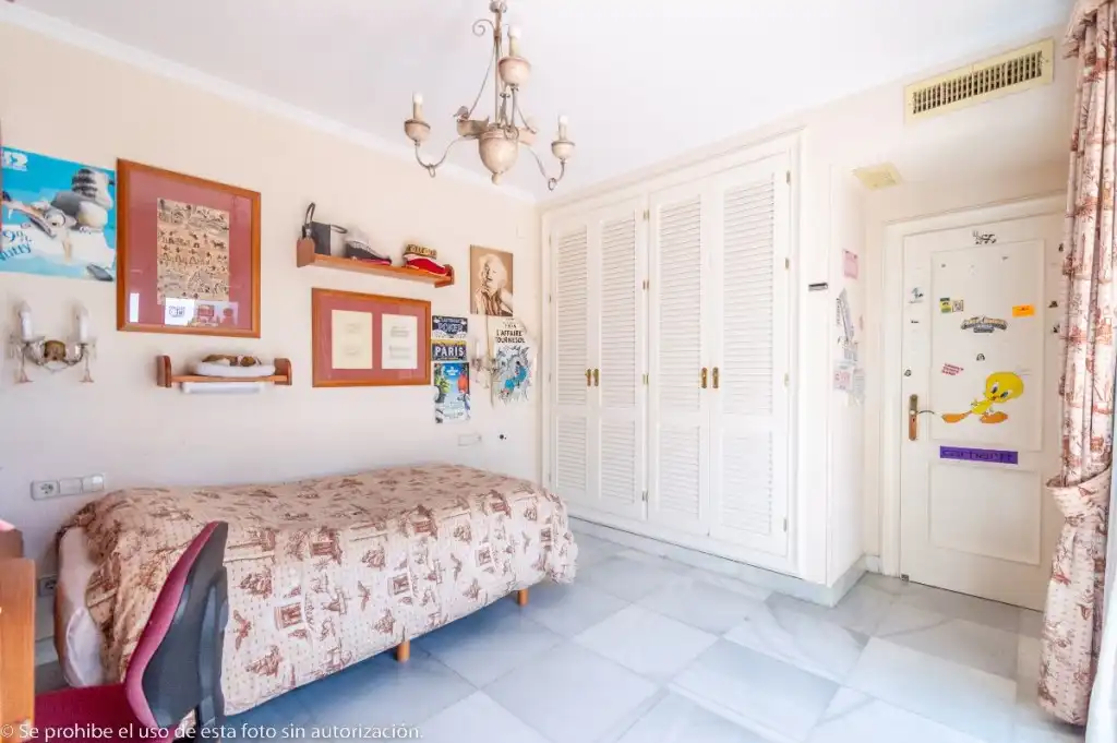 Dormitori de Dúplex en venda en Torremolinos amb Aire condicionat, Terrassa i Moblat