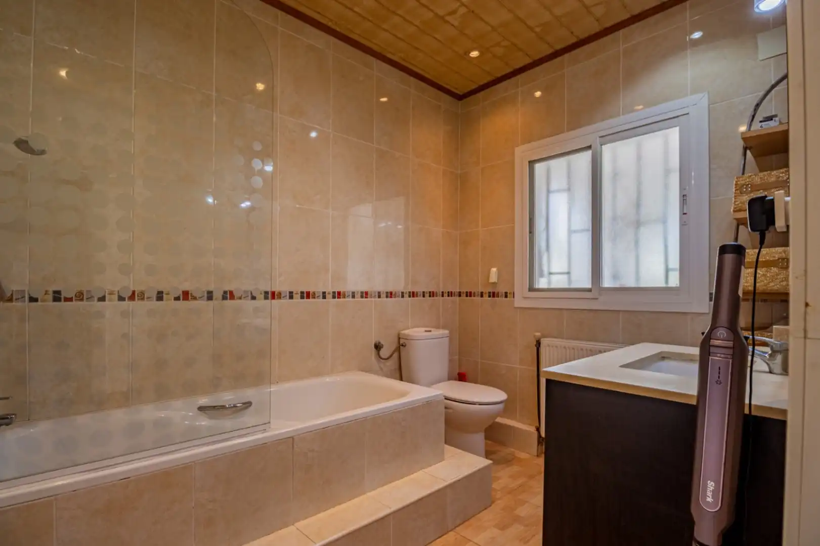 Baño de Casa o chalet de alquiler en L'Alfàs del Pi con Aire acondicionado, Calefacción y Piscina