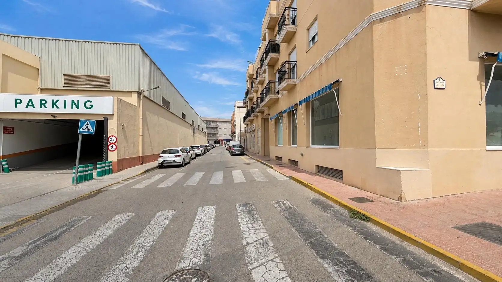 Commercial properties for sale in Avenida De Lepanto , 2, Cortes - Huertas