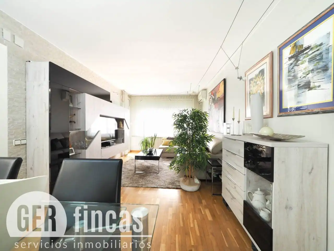 Flat with terrace for sale in Calle Nicolau Talló, imagen 2