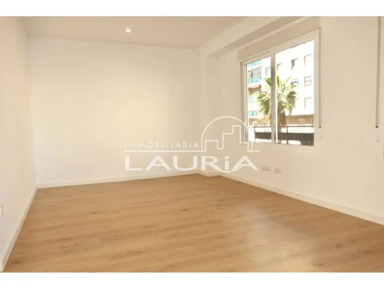 Habitación de Piso de alquiler en Valencia con Aire acondicionado y Terraza