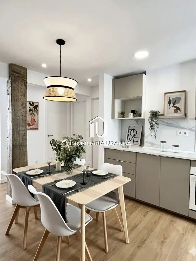 Dining room of Flat for sale in Laredo