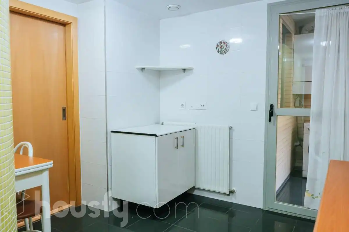 Cocina de Piso de alquiler en Valdemoro con Parquet y Amueblado