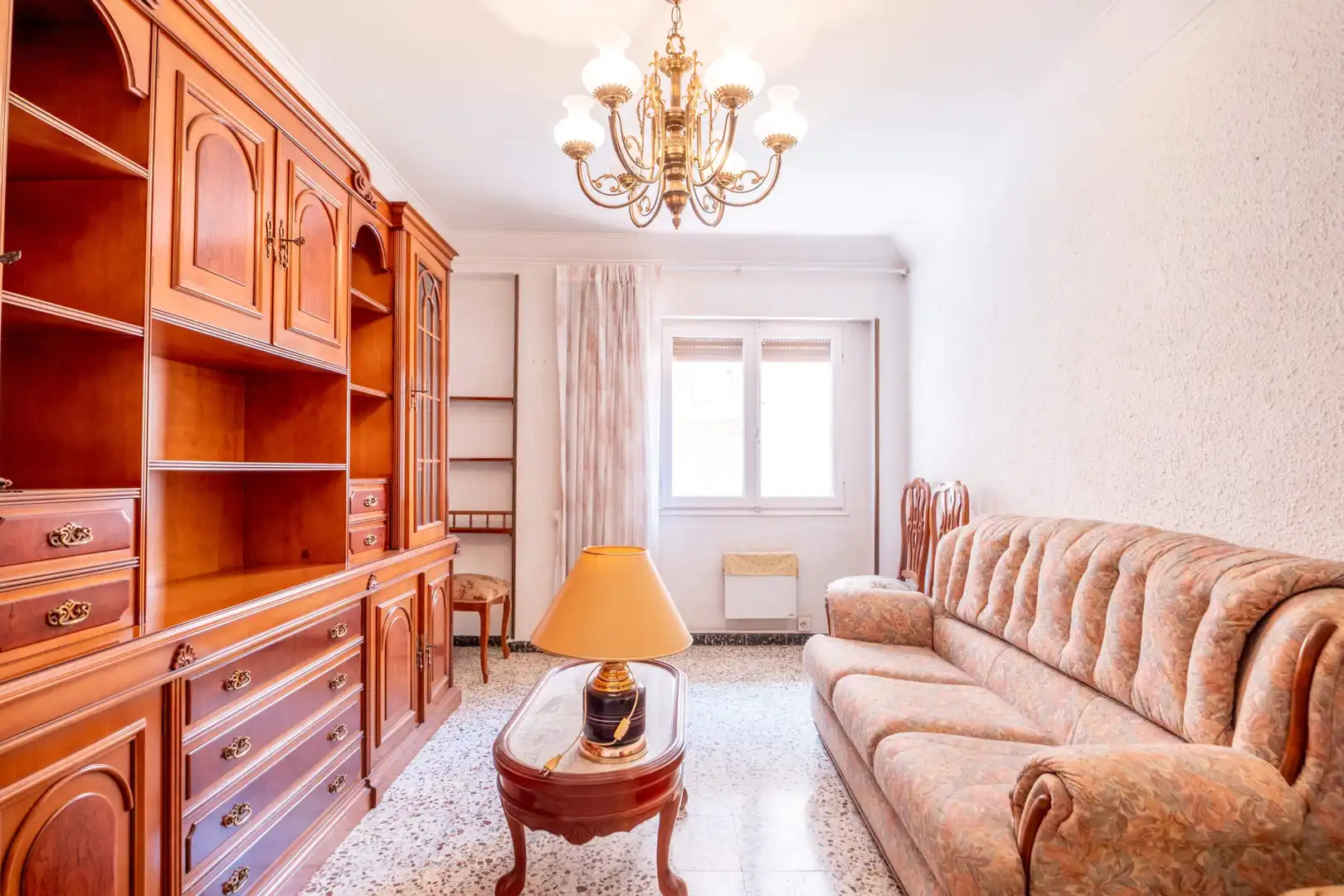 Sala de estar de Piso en venta en Zaragoza con Calefacción, Terraza y Balcón