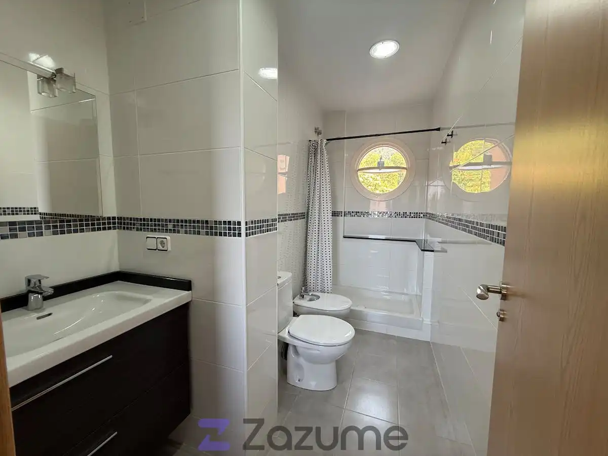 Bathroom of Flat for rent in Náquera  with Terrace, Swimming Pool and Oven