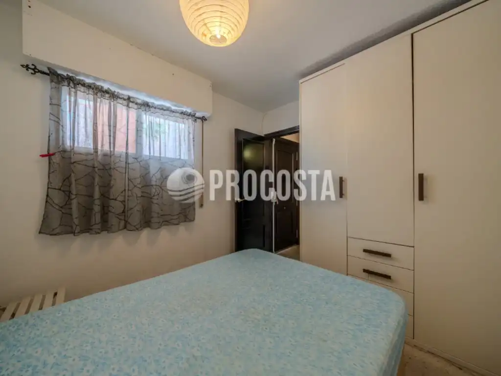 Piso en venta en Calle Dr Alvarez, Almuñecar Centro