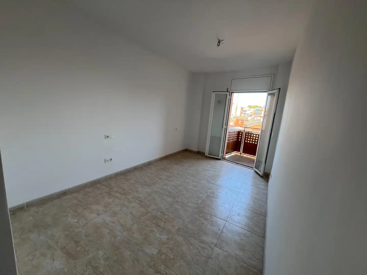 Habitación de Dúplex en venta en Tordera con Balcón y Alarma