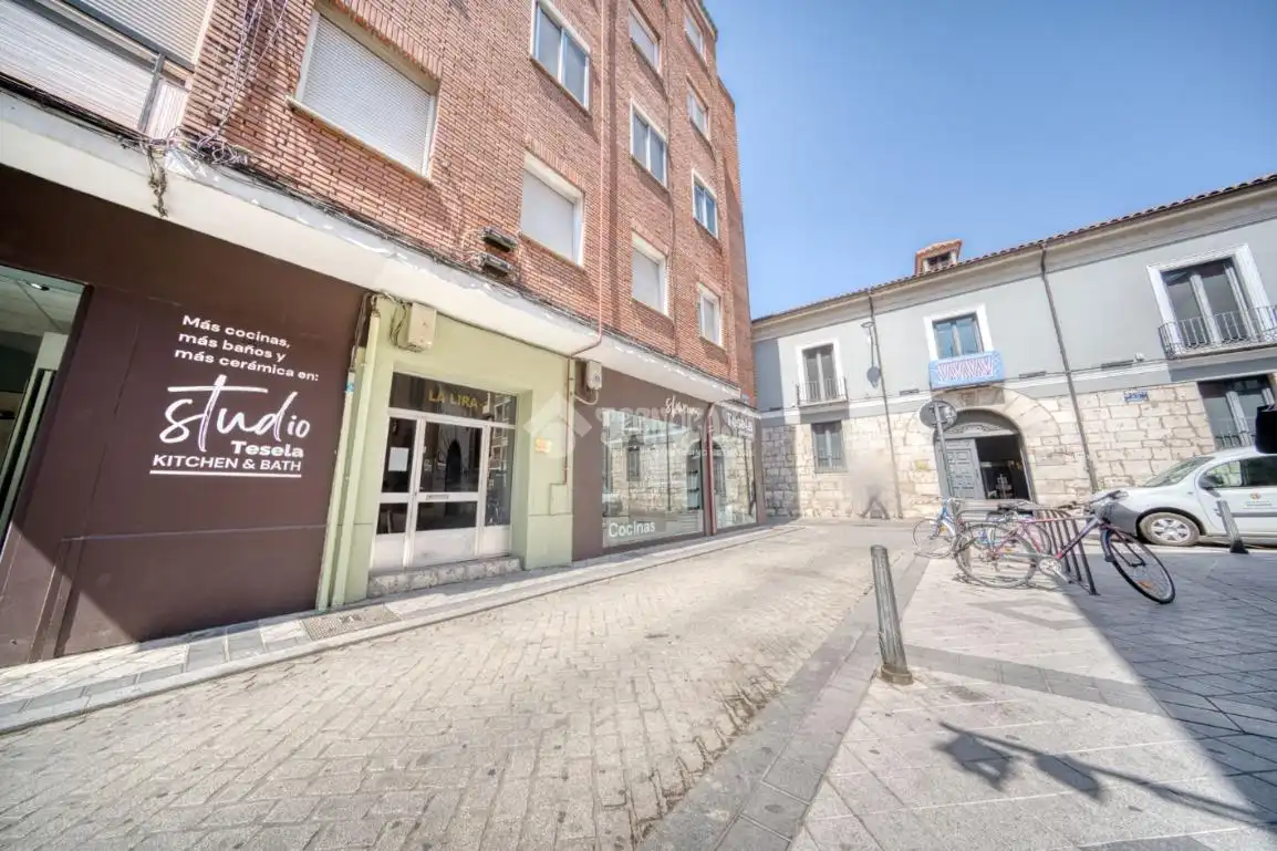 Vista exterior de Pis en venda en Valladolid amb Calefacció i Terrassa