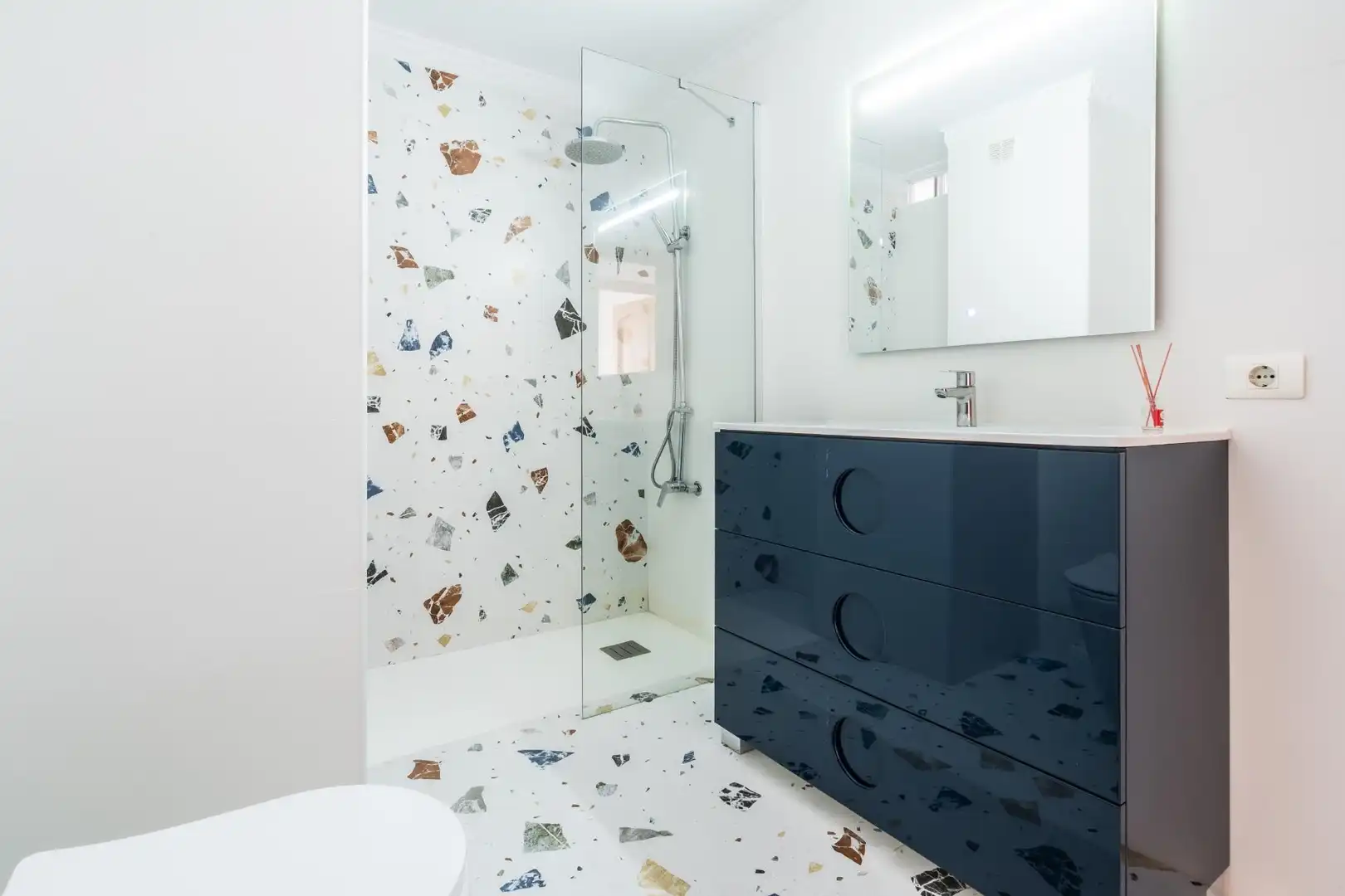 Bathroom of Apartments for rent in Arico