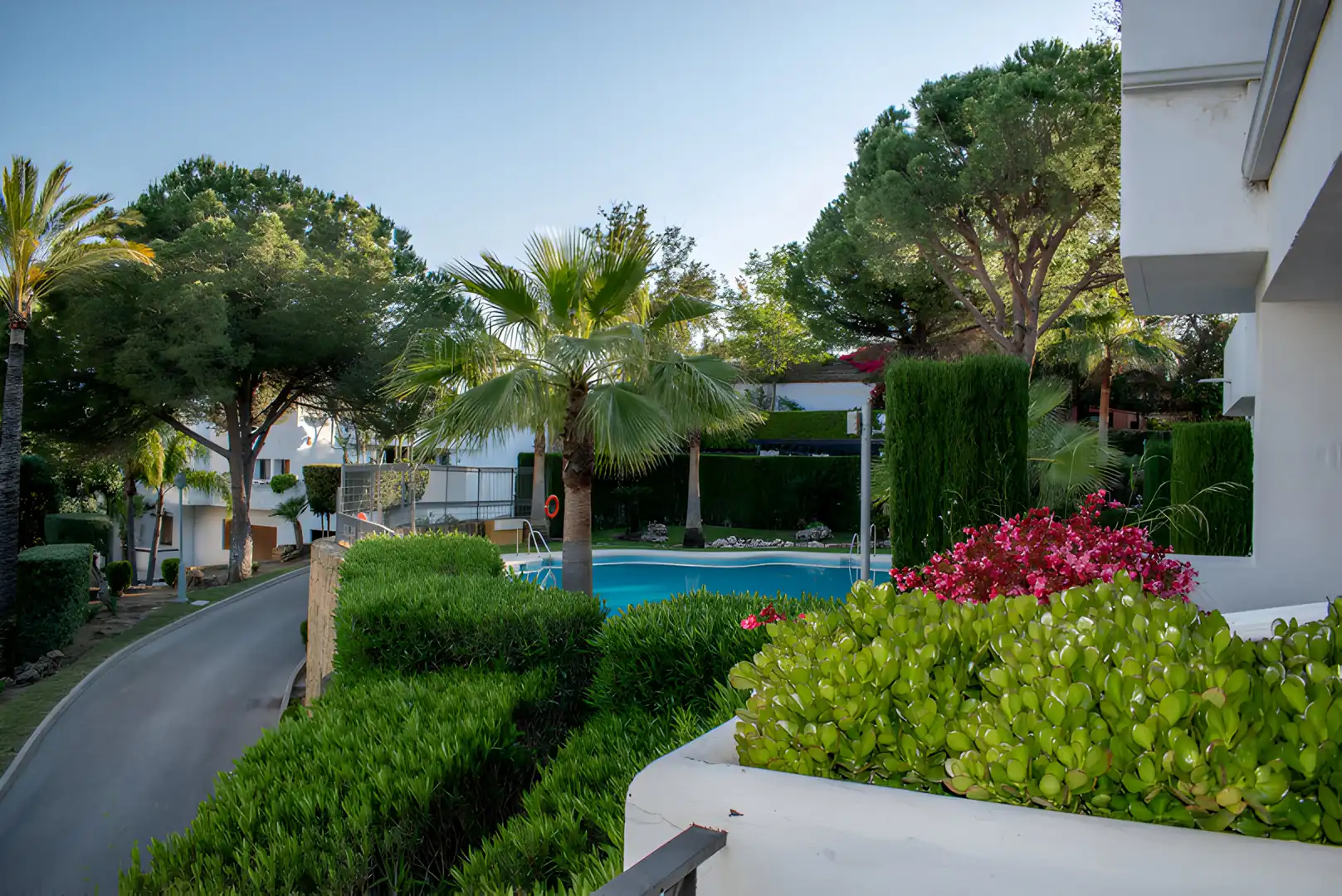 Jardí de Planta baixa en venda en Marbella amb Aire condicionat, Calefacció i Terrassa