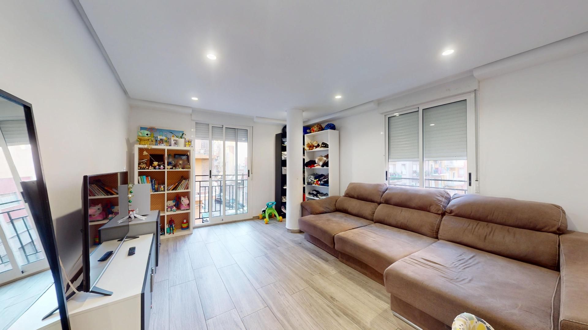 Sala d'estar de Pis en venda en Elche / Elx amb Parquet