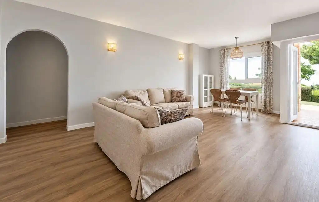 Sala de estar de Apartamento en venta en Benalmádena con Aire acondicionado, Jardín privado y Terraza
